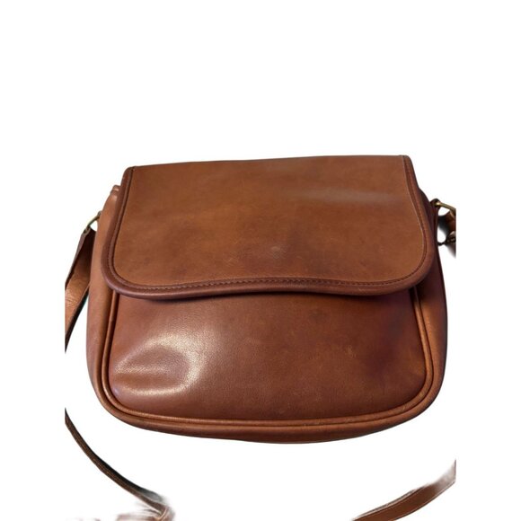 Coach Handbags - Coach Vtg British Tan Leather Pouch Flap Crossbody Bag 4110 Tailored